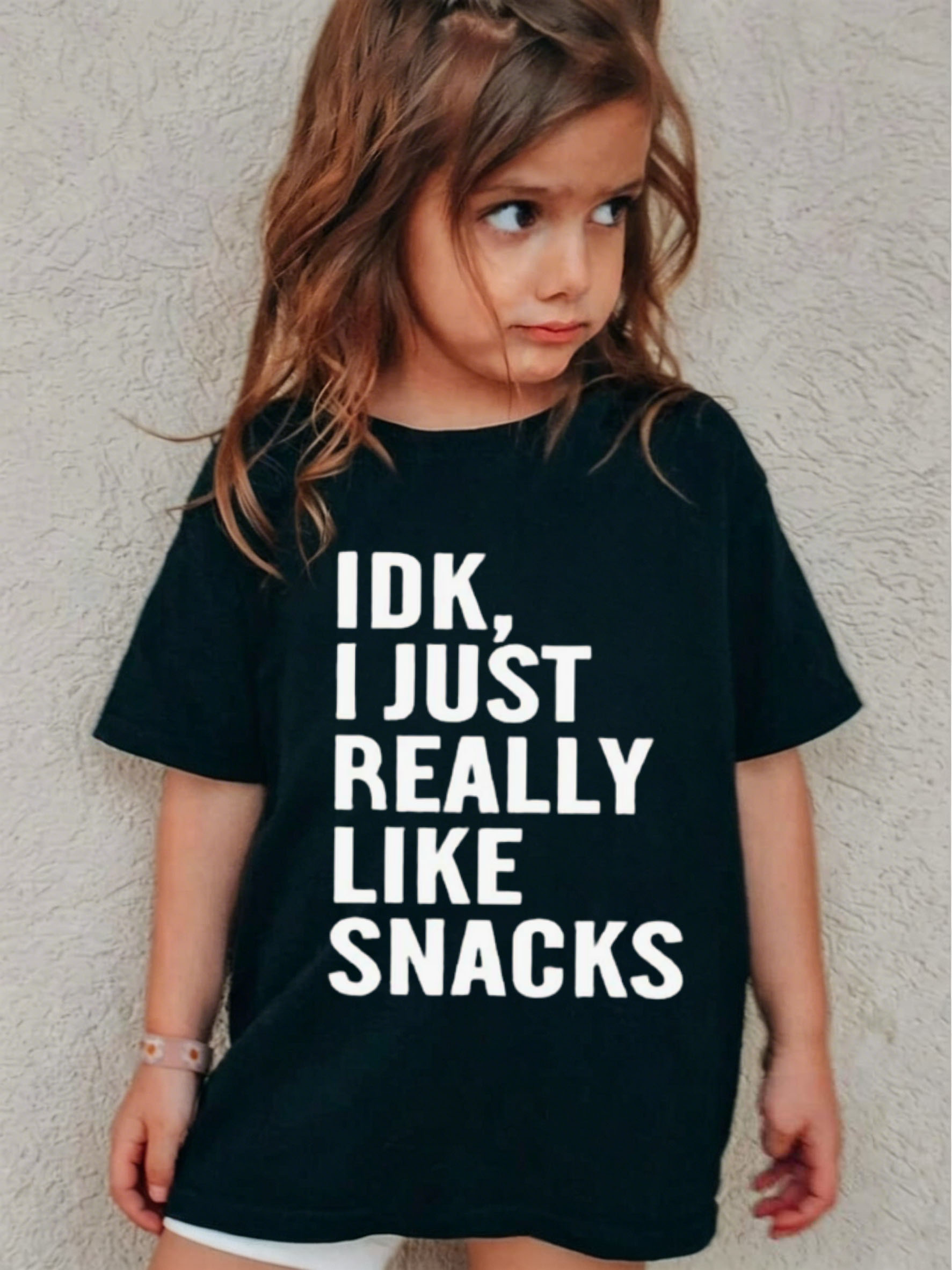 Foody Snacks - เสื้อยืดแขนสั้นสำหรับเด็กผู้หญิง IDK I Just Really Like