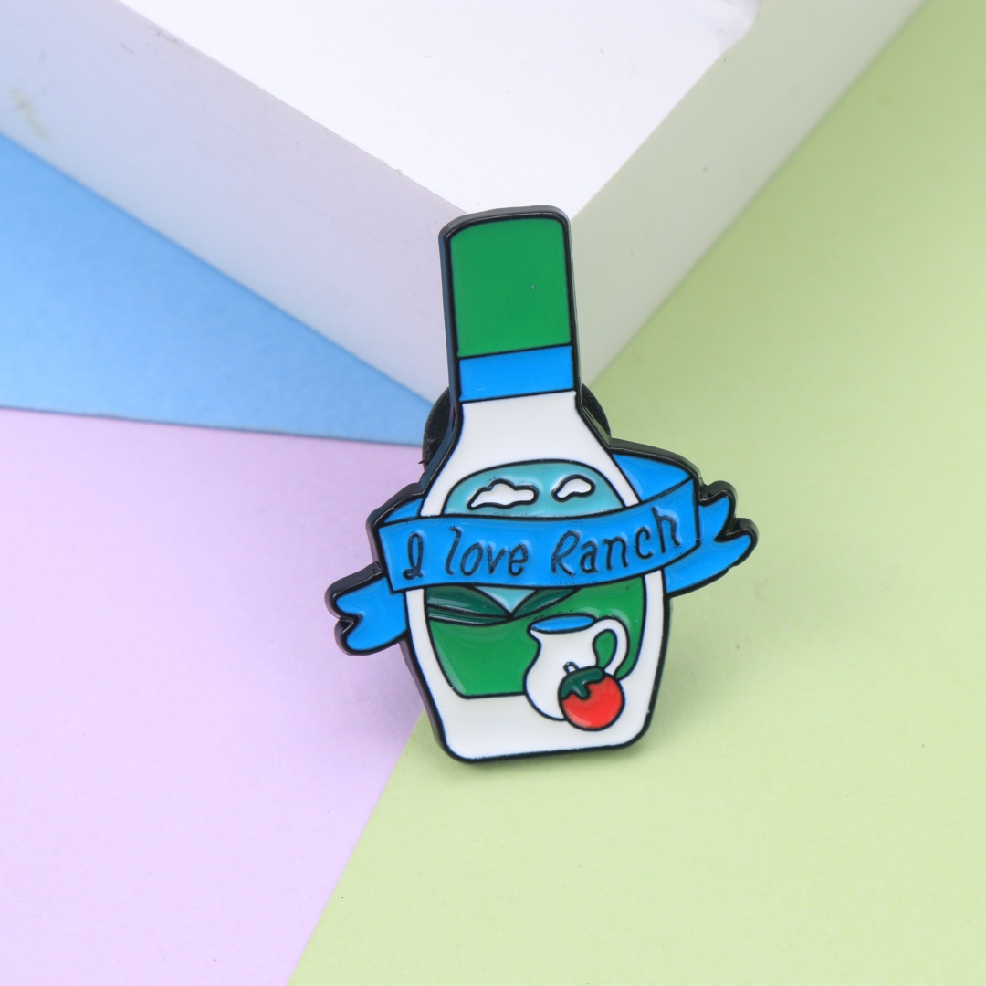 Foody Snacks - เข็มกลัดเคลือบเงาติดเสื้อรูปขวด Ranch Dressing พร้อมสโลแกนตลกๆ สำหรับคนรักอาหาร ตราโลหะตกแต่งกระเป๋าเป้